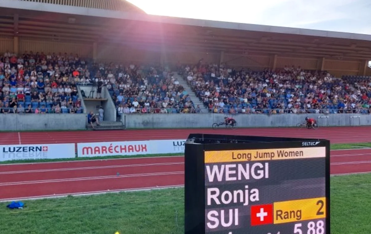 Outdoor LED screen in sports venue